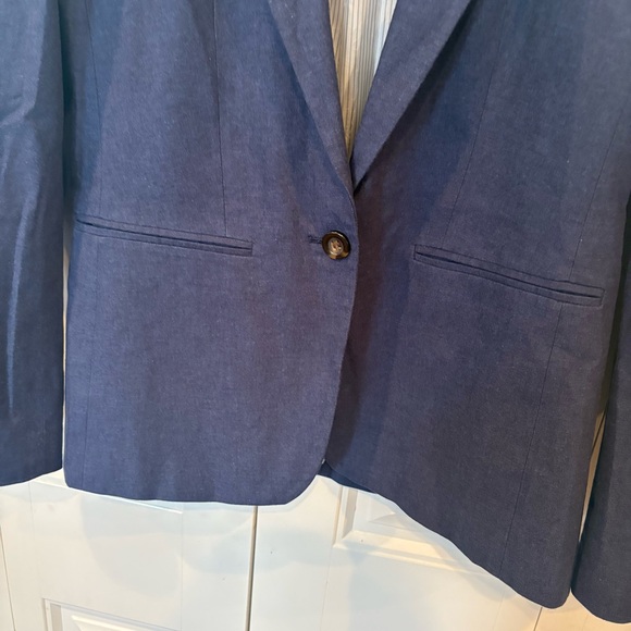Ann Taylor Blue‎ Blazer Size 6 - Picture 3 of 8